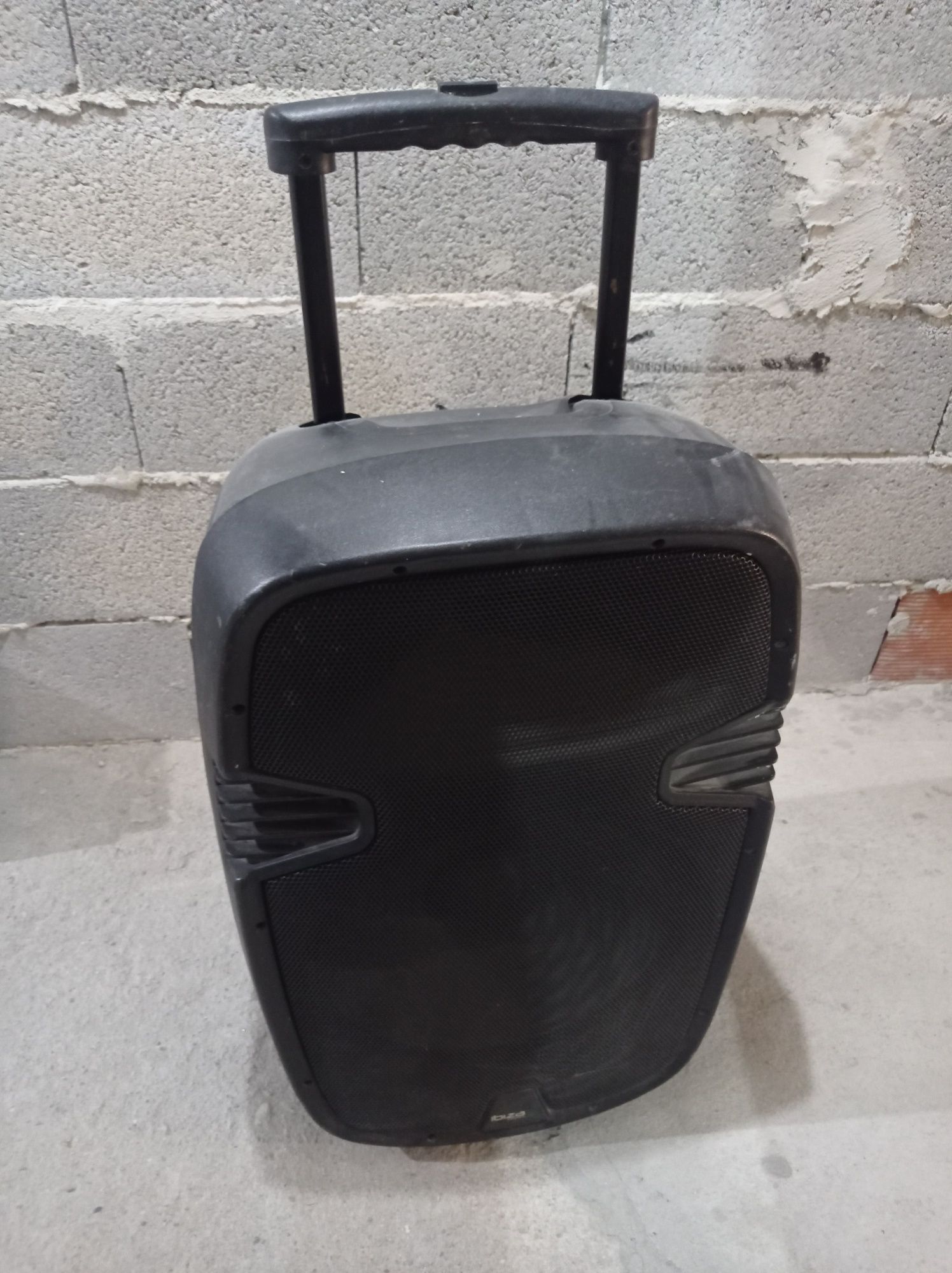 Coluna de som com bateria IBIZA