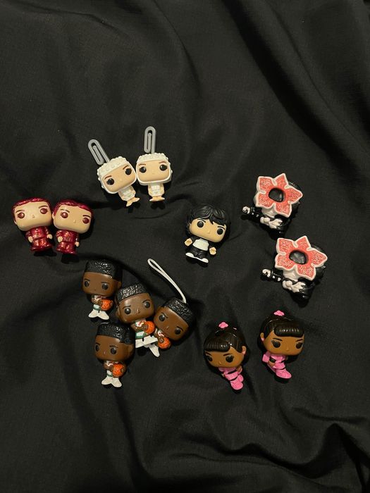 funko pop stranger things kinder joy TROCO OU VENDO