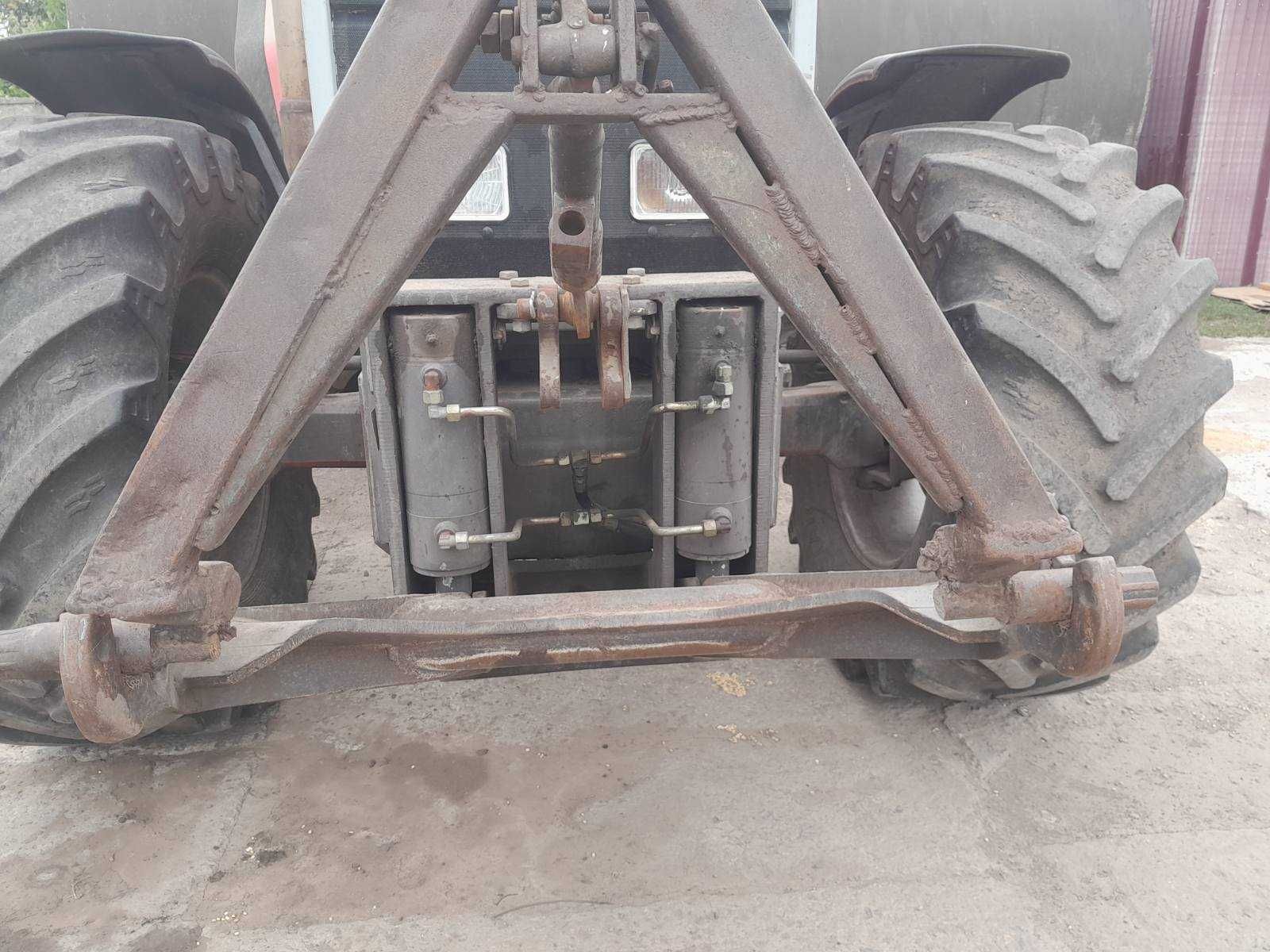 Трактор Massey Ferguson 8140