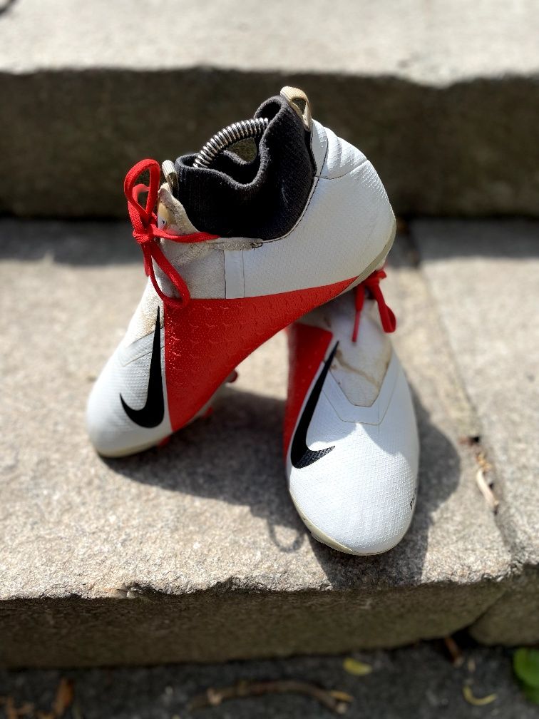 Кнопки Nike phantom