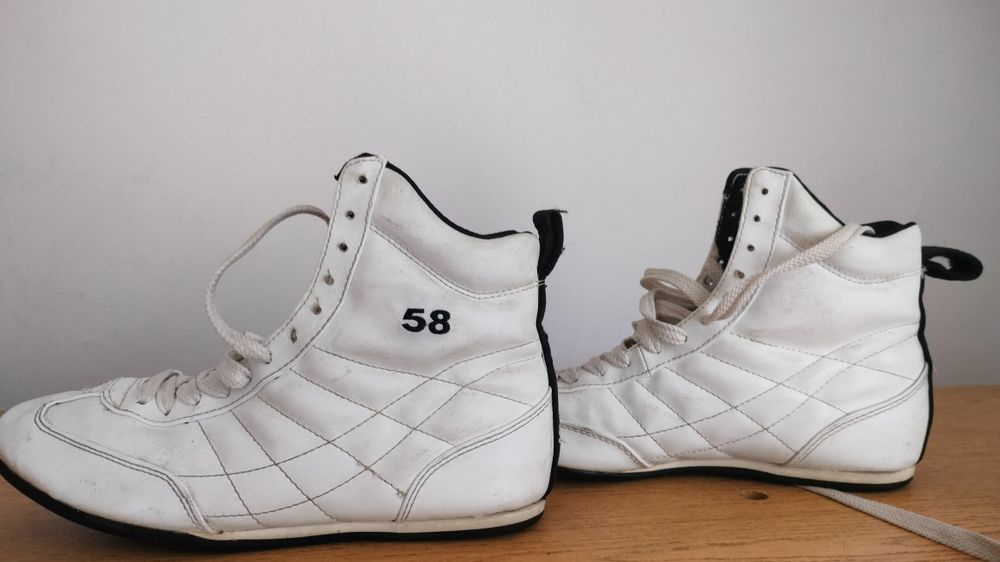 Buty, zapasy  boxing 58 białe