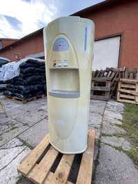 Bezbutelkowy dystrybutor wody COOLER CW-929C z mineralizatorem