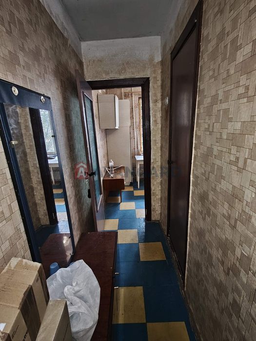 Продаж 1 к кв у Шевченківському рні. Вул.Виробнича,13А. Середн пов.