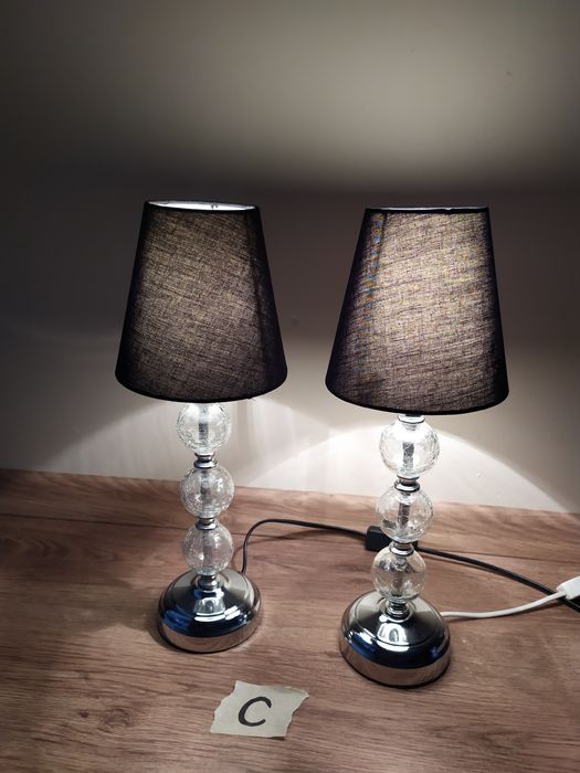 Komplet 2 lampek stojących. Szklane, srebrne z czarnym.