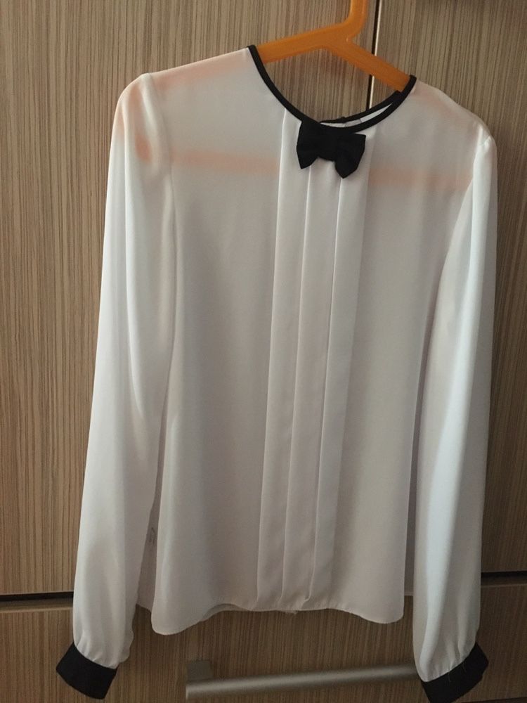 Біла блуза/ вишита сорочка