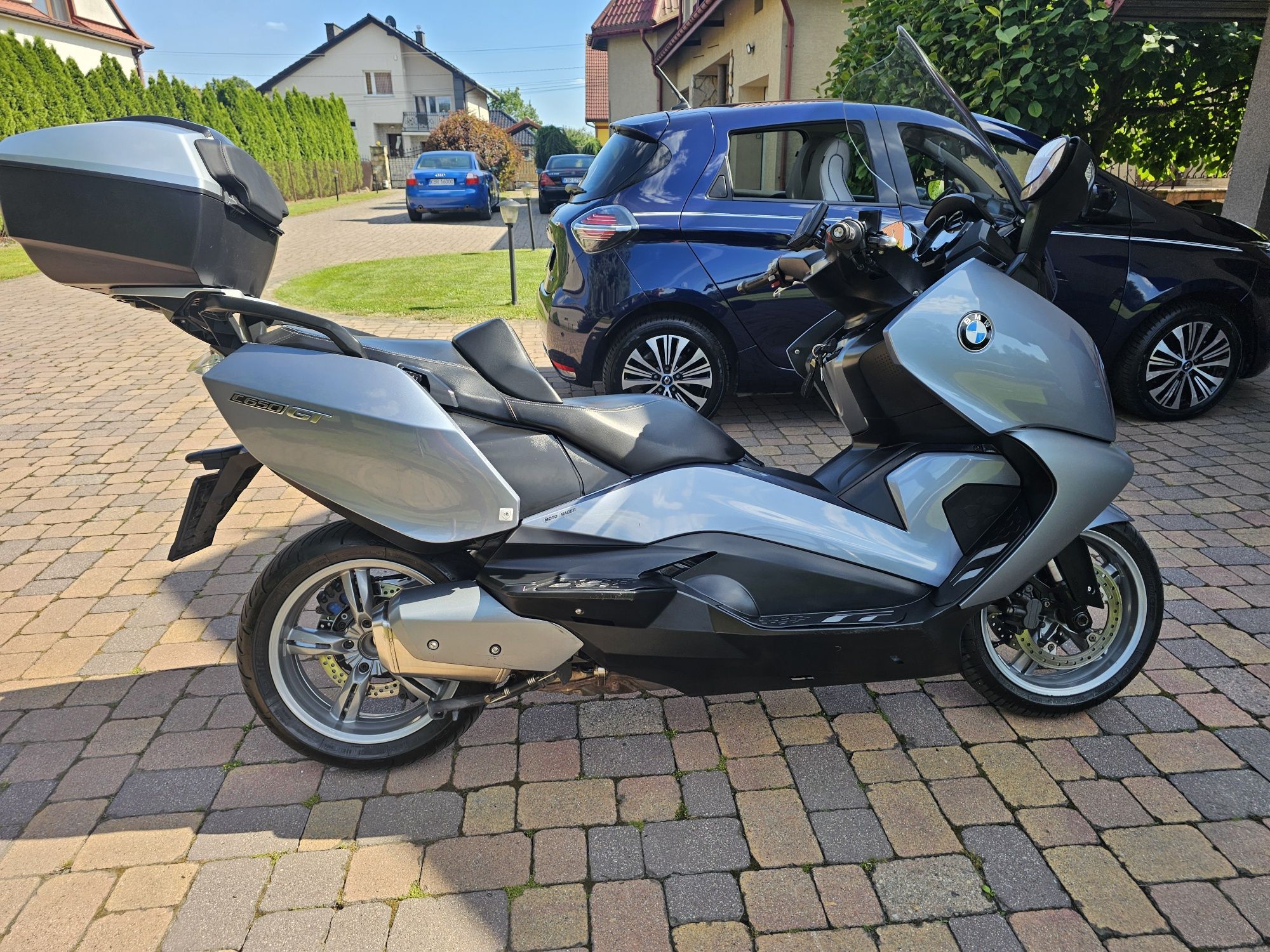 BMW C 650 GT ABS 2014 r

ROK PRODUKCJI: 2013

PRZEBIEG: 21948 km

Moto
