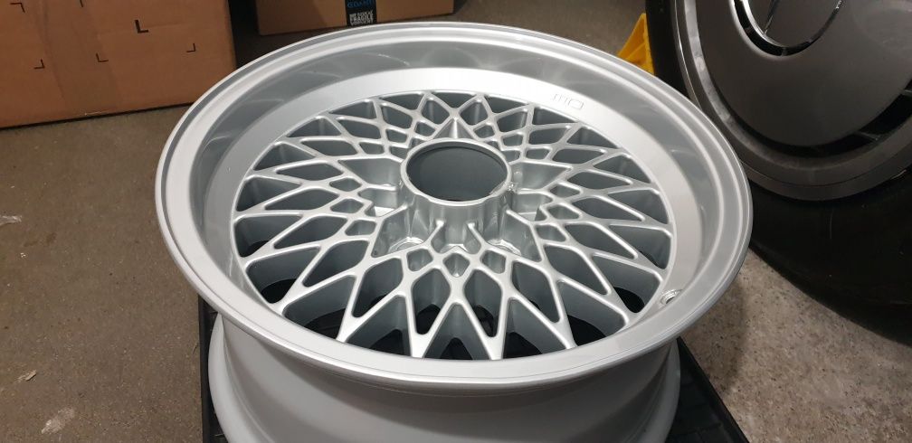 Felgi Exip R15 5x112 7J ET23