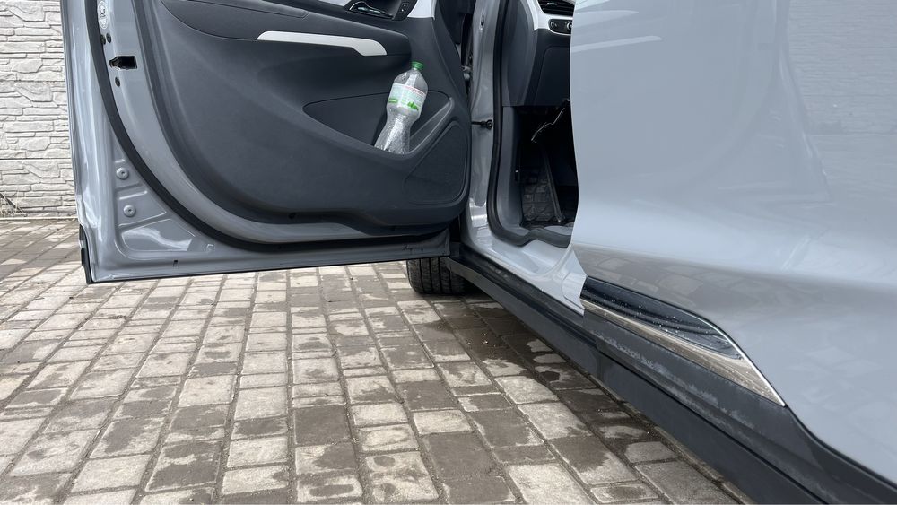 Шевроле болт 2020 , CHEVROLET BOLT EV