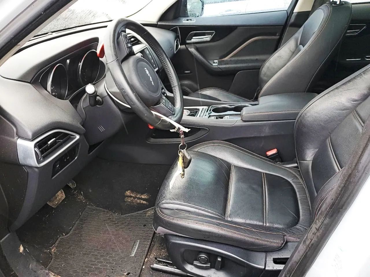 Jaguar F-Pace 3.0L AWD automat Prestige