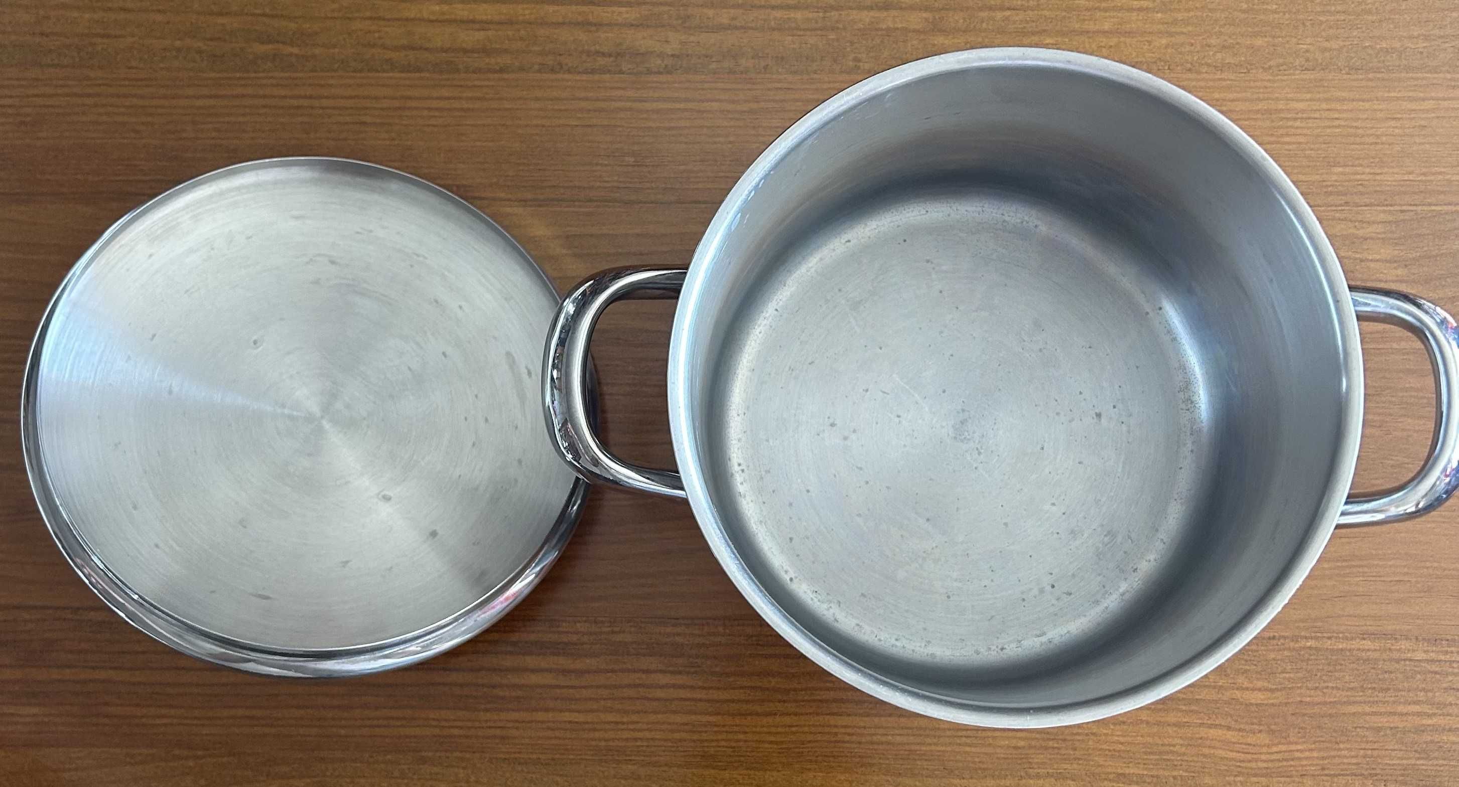 Panela Silampos Europa com asas (Diâmetro 14cm)