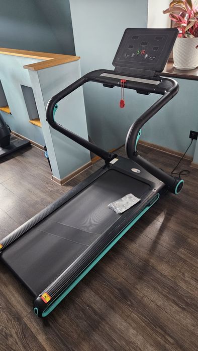 Продам  беговую дорожку   б/у в нормальном состоянии  ENERGY FIT