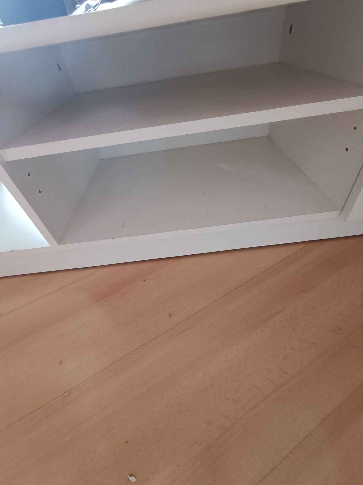 Szafka stolik pod telewizor RTV biała komoda 150x35x40 cm
