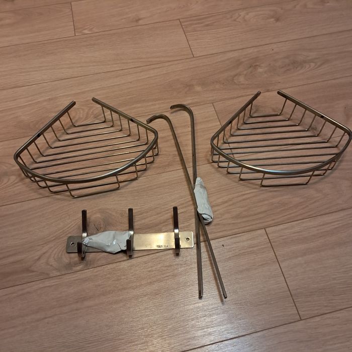 Кутові полички для ванної