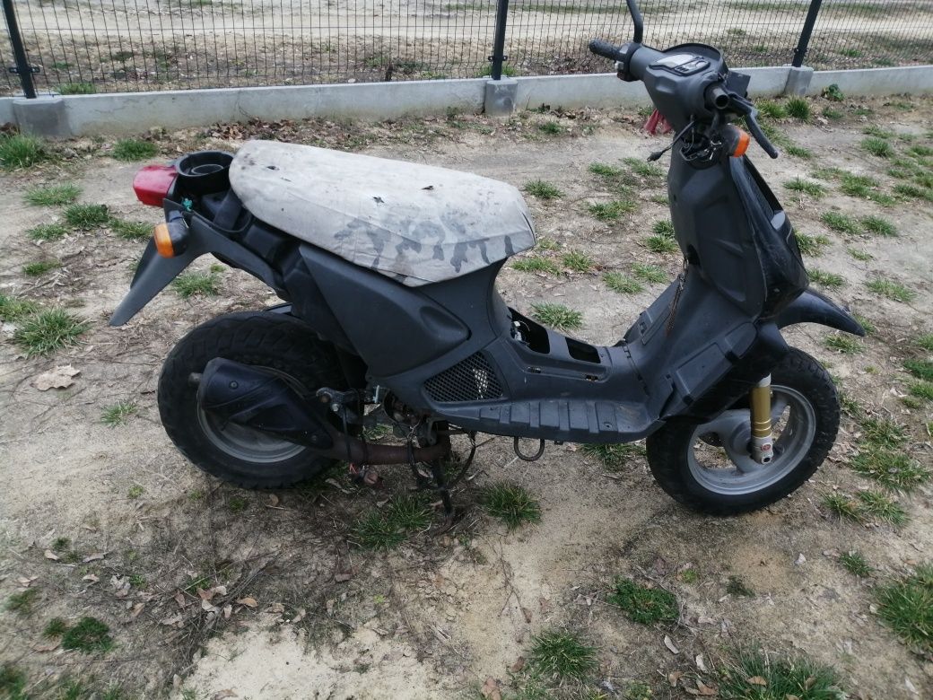 Malaguti Crosser silnik, plastiki, instalacja, lampy, siedzenie