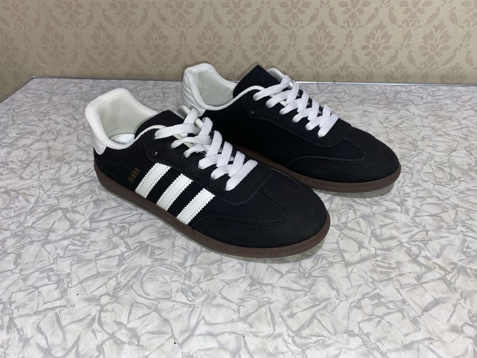 Кросрвка Samba 39 размер