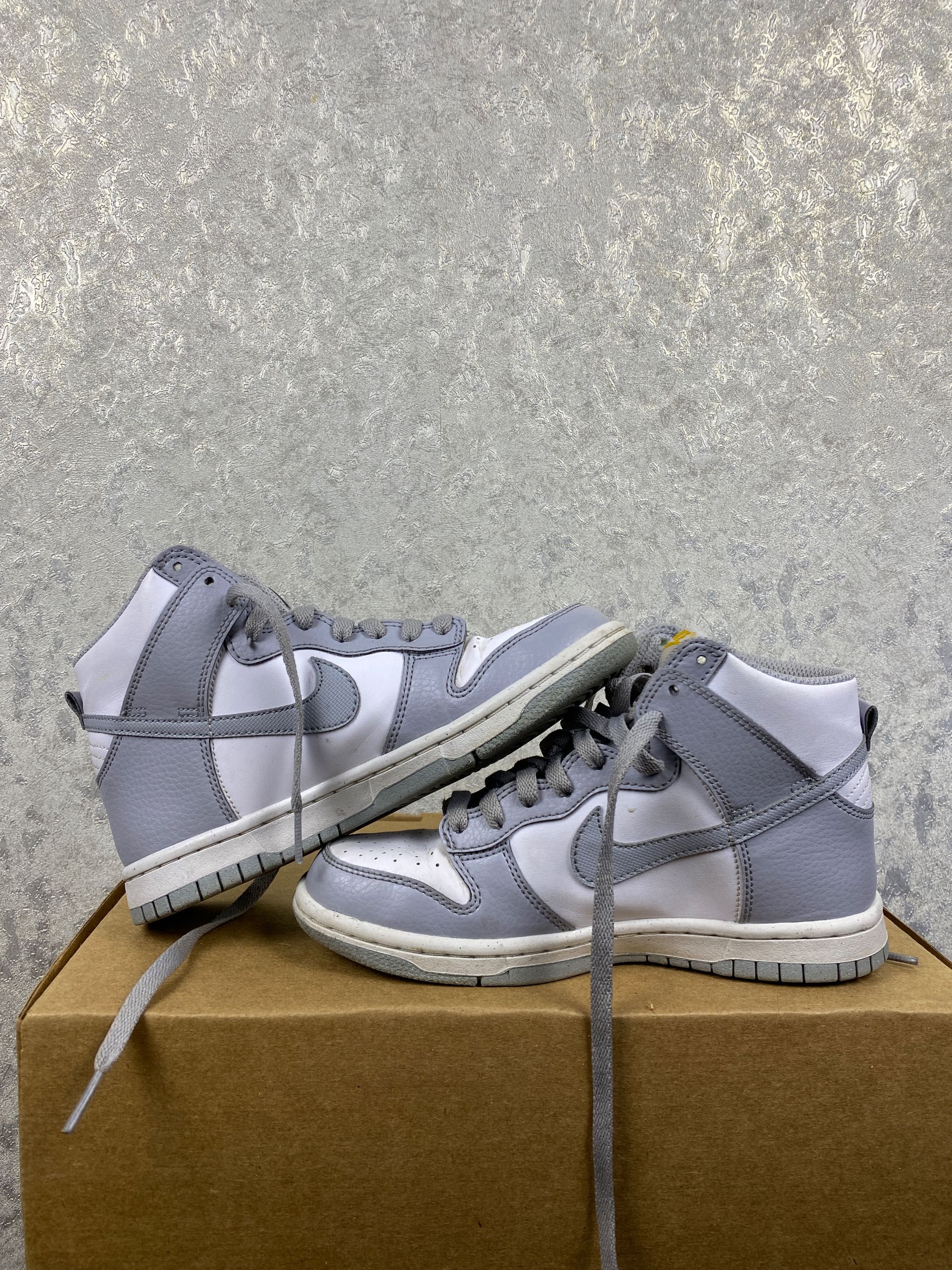 Женские кожаные кроссовки Nike Dunk High Next Nature / 22.5 cm