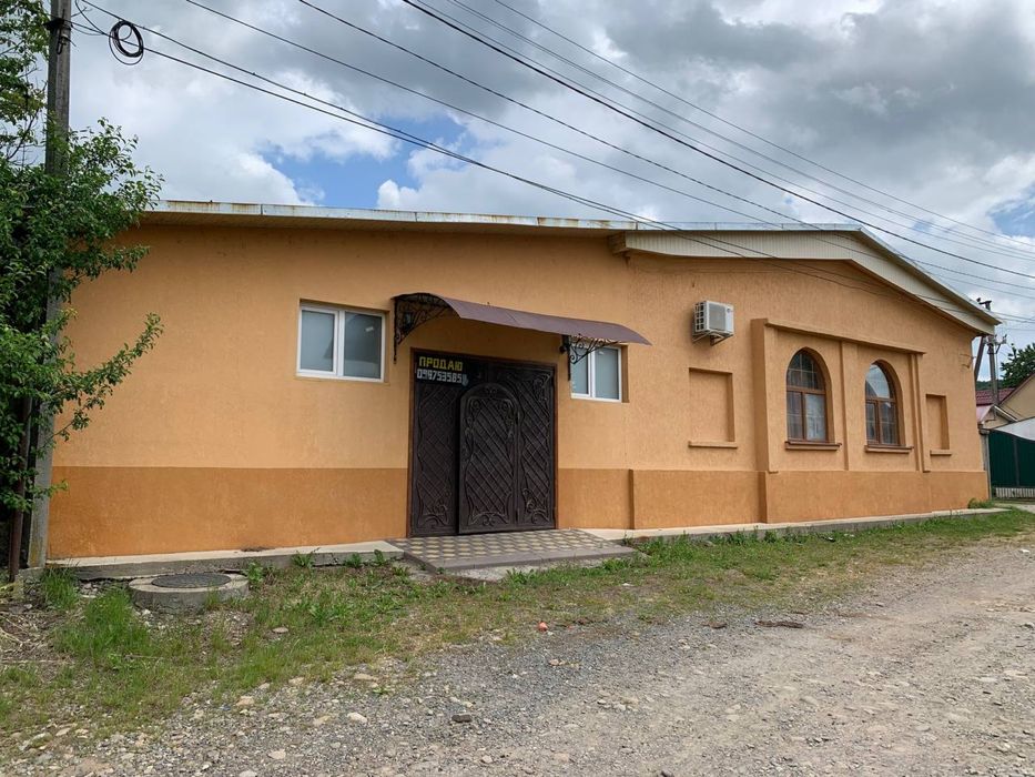 Продам приміщення під бізнес