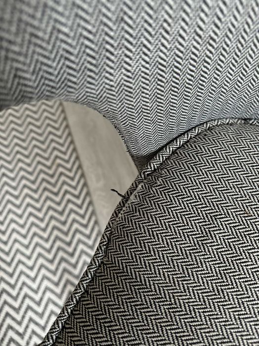 2 krzesła muszelka PRL po renowacji (do odświeżenia)