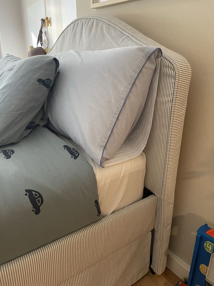 Cama de solteiro ikea ramnefjäll