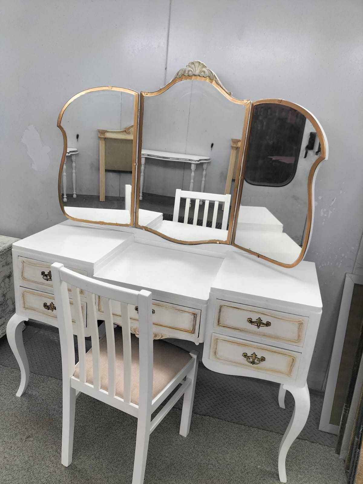 móvel de quarto toucador
