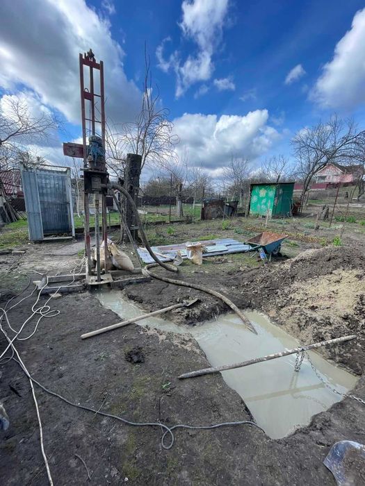 Буріння свердловин на воду Глеваха, Крушинка +монтаж обладнання