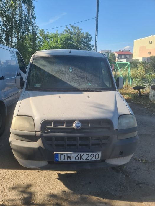 Na czesci Fiat Doblo 1.6b 2004r