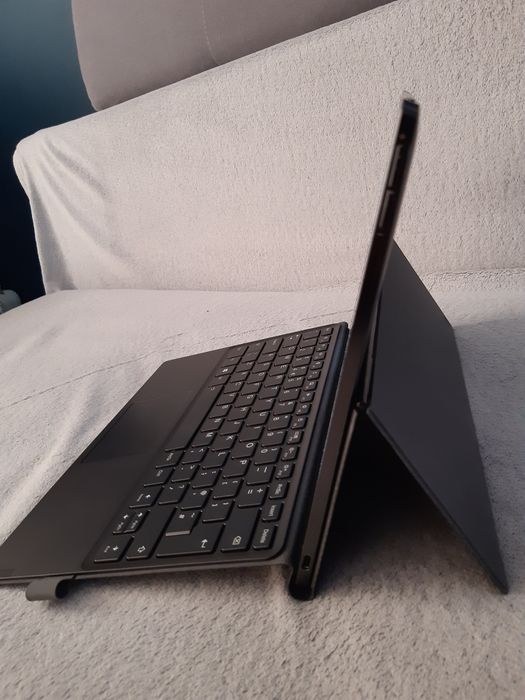 Ultrabook Lenovo laptop notebook netbook komputer 8GB Ram,  win10, ssd