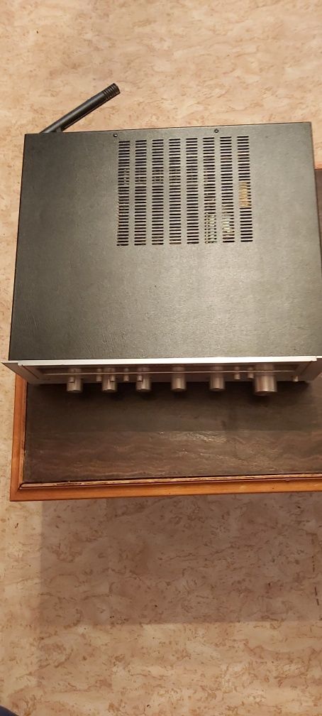 Колекційний  HI- FI ресівер підсилювач Marantz 1515 з колонками