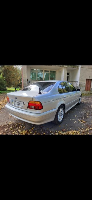 Продам BMW E 39 2.5