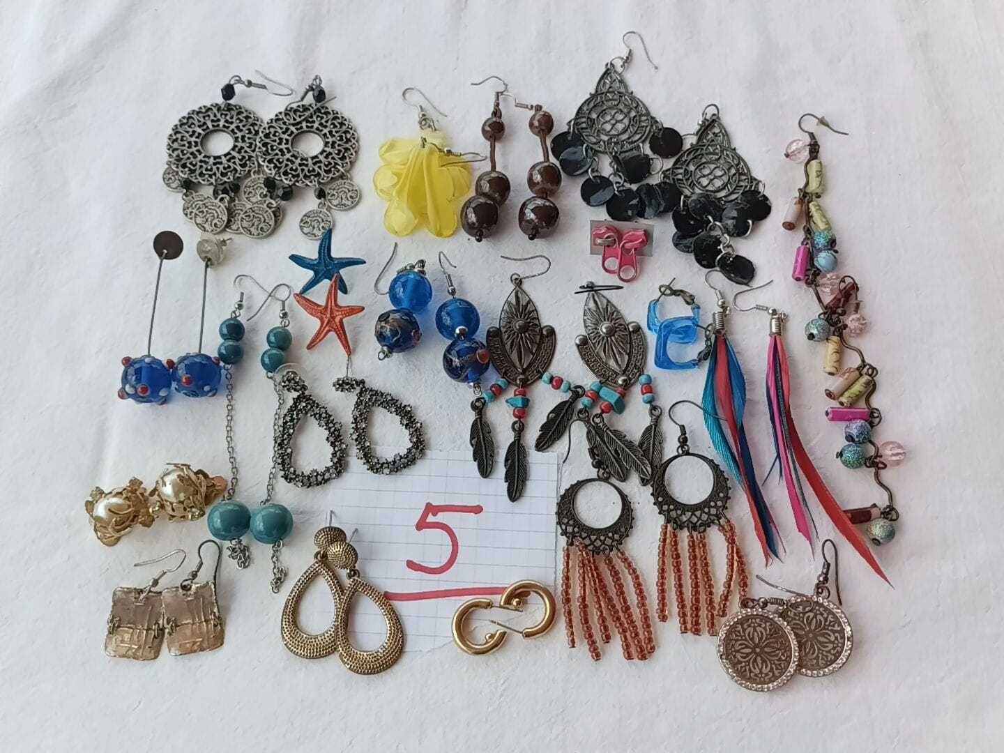 6 Lotes de brincos com 20 pares cada