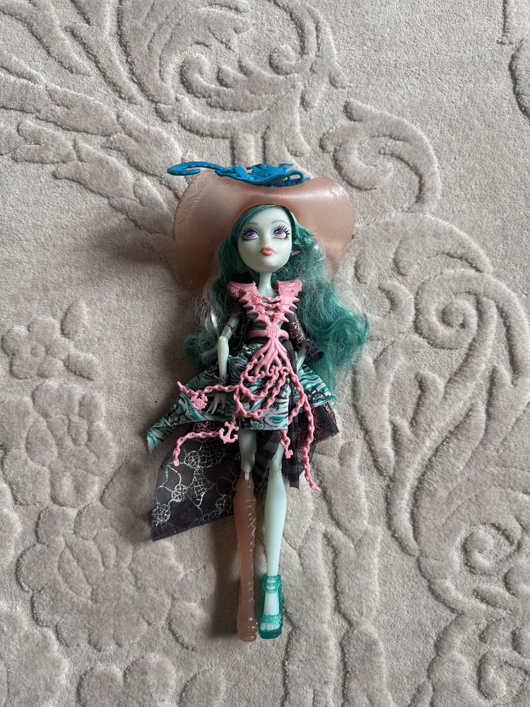 ляльки Monster High