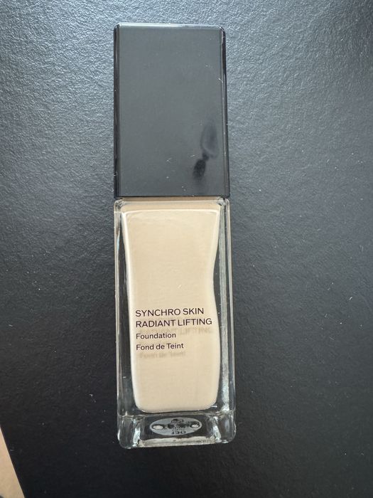 Shiseido Synchro Skin Radiant Lifting Foundation Advanced
