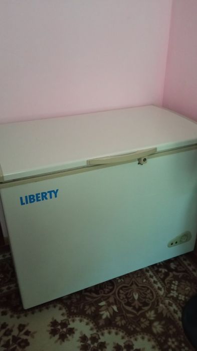 Ларь морозильний