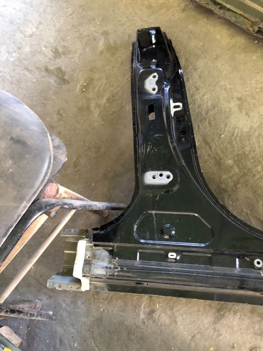 Стійка та поріг права сторона Camry Тойота Камри 70