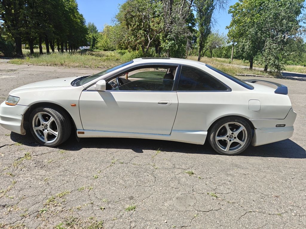 Honda Accord 6 coupe