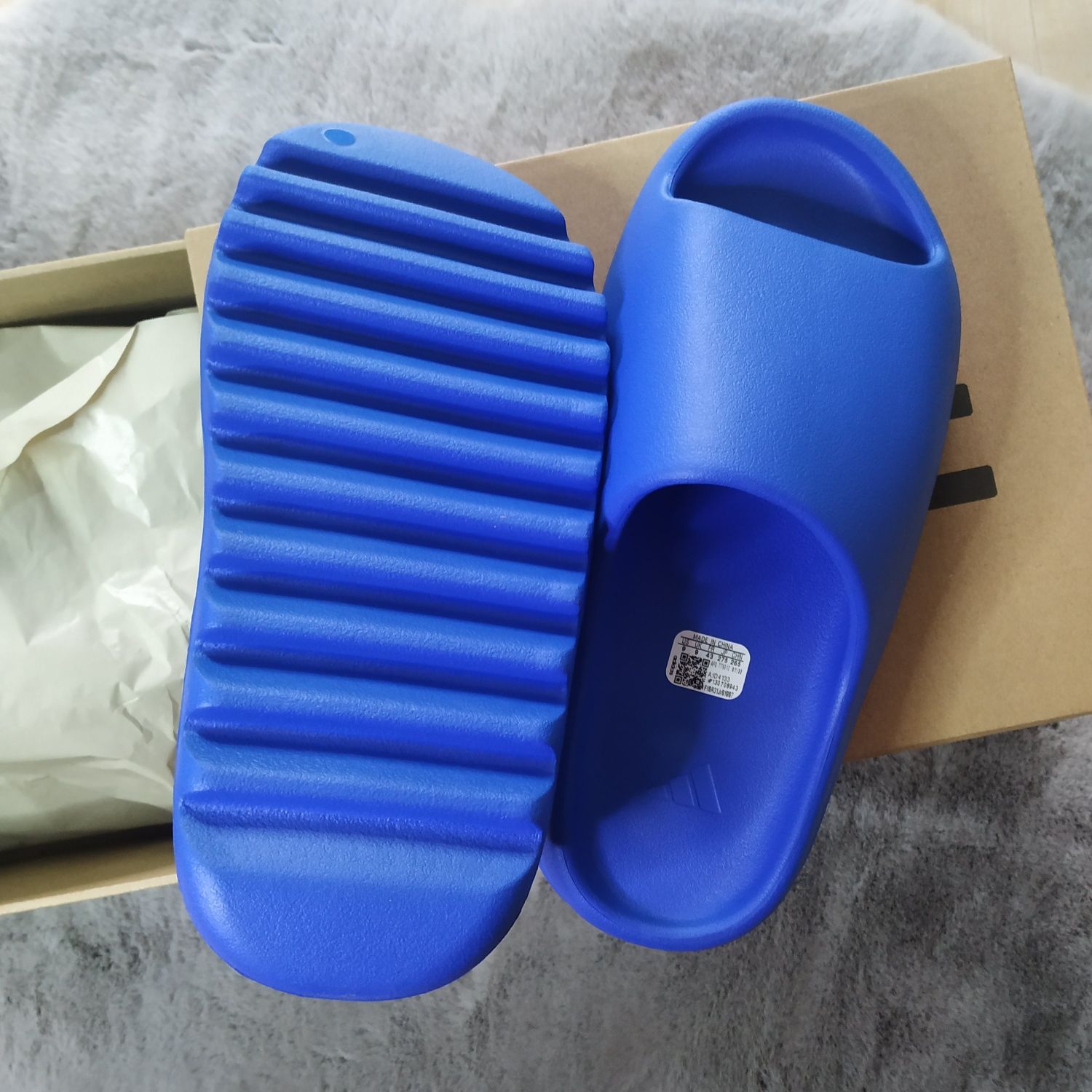 Yeezy Slide Azure EU 43 US 9