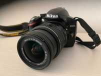 Lustrzanka Nikon D3200 oraz obiektyw Nikkor AF-S DX 18-55 mm,,