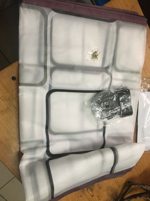 Штора теплоізоляційна магнітна  для дверей.