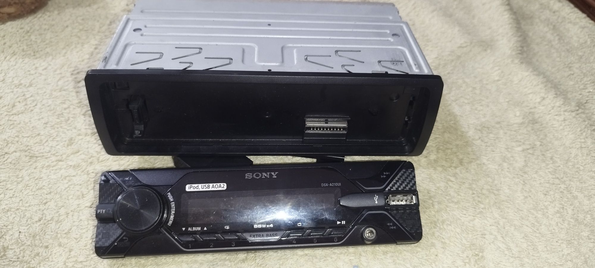 Auto radio sony 55x4