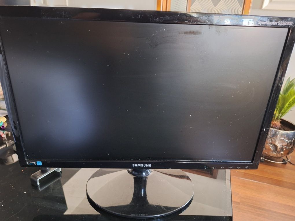 Monitor 22 cale do PC