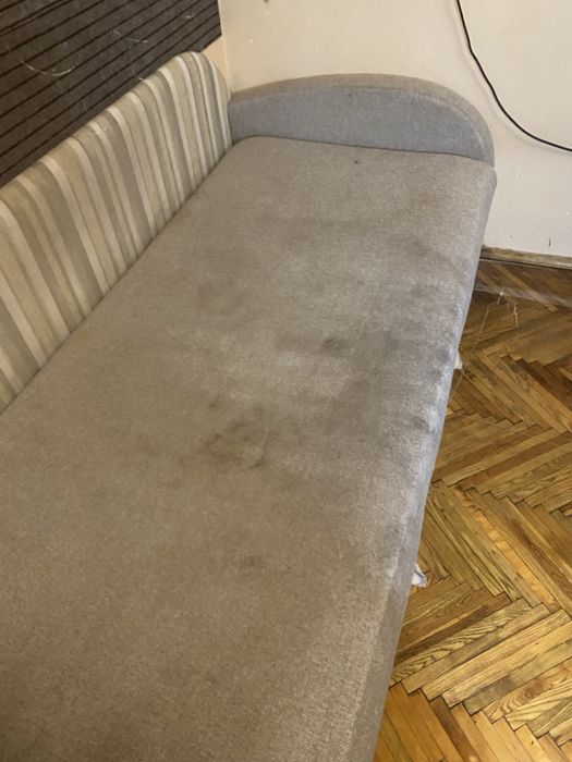 Продам диван з самовивозом