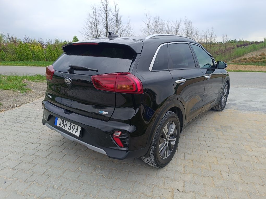 Kia Niro model 2020 lift full led hybryda skóry camera asystenty autom