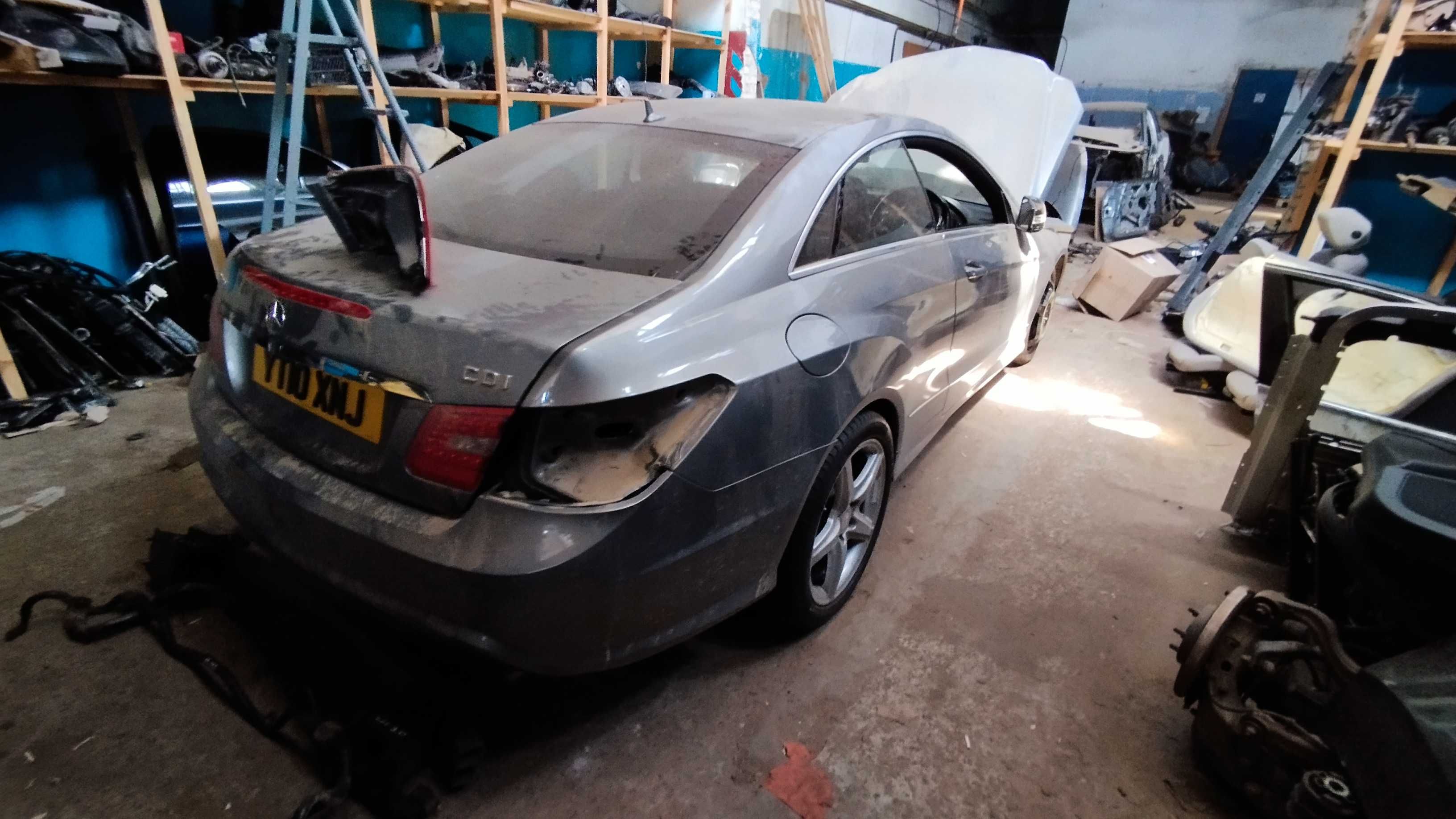 Салон сидения Mercedes W207 Coupe двигатель OM 641 642 карты руль
