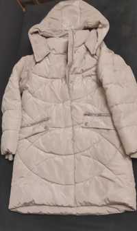 Куртка зимня на дівчинку 146 см