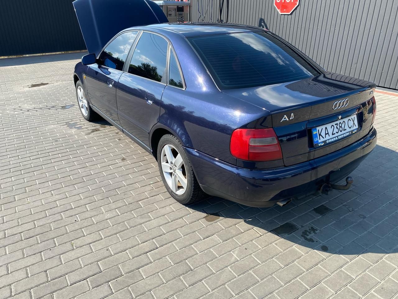 Продам Ауді а4б5
