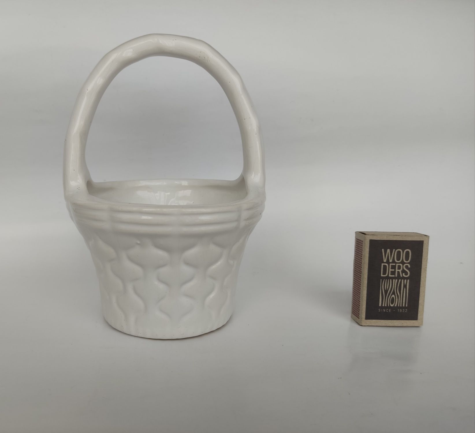 Ceramiczna donica koszyk bomboniera