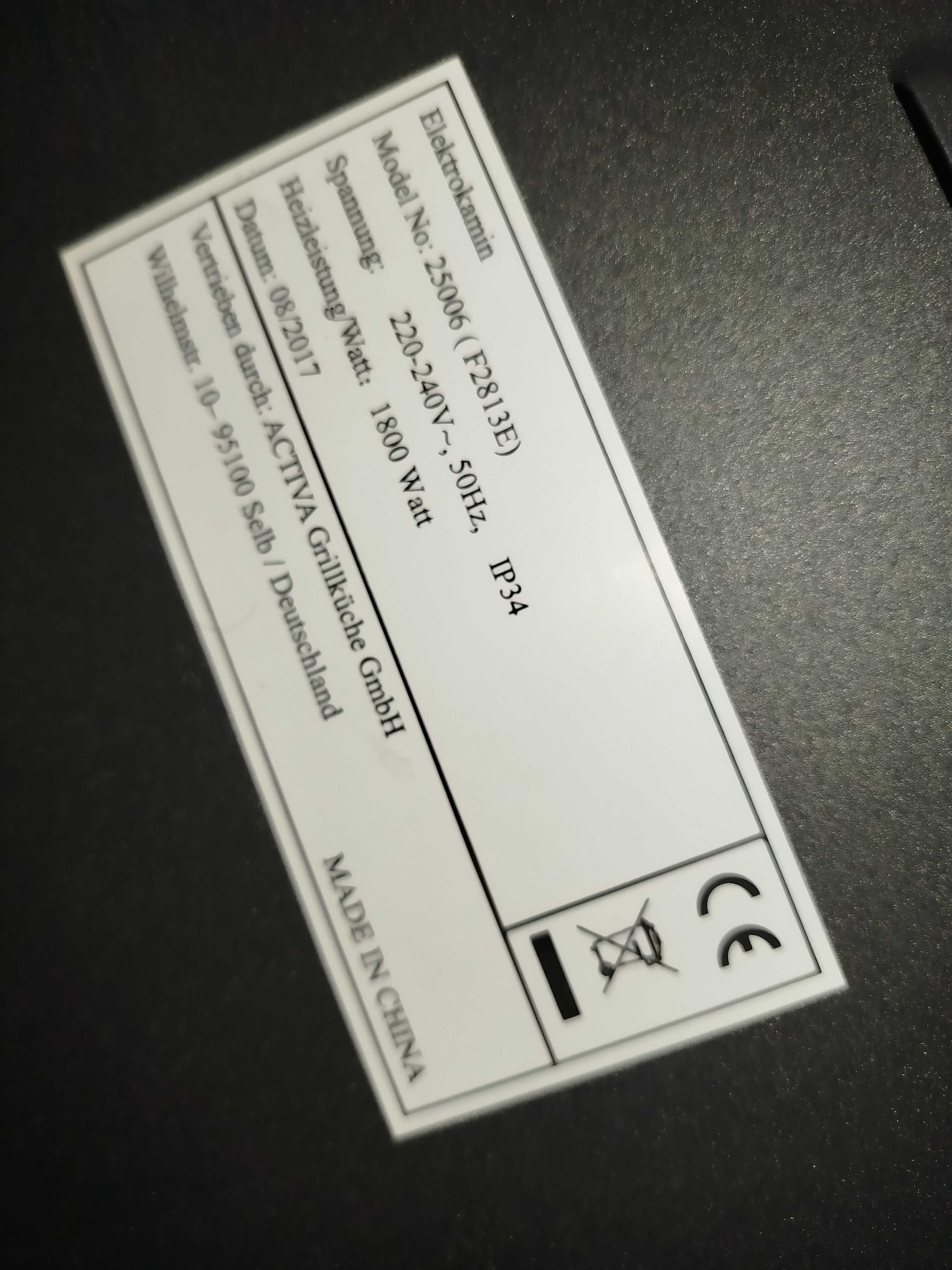 Kominek elektryczny