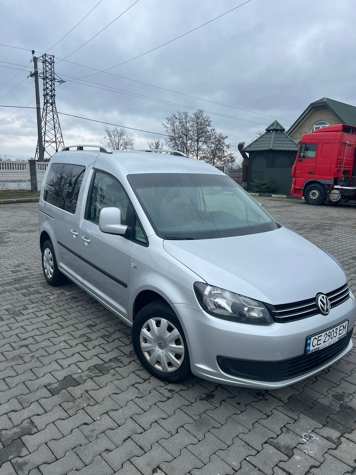 Продам Volkswagen caddy 2012 р 1.6диз