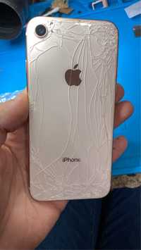 Substituição do vidro traseiro do seu iPhone com máquina laser