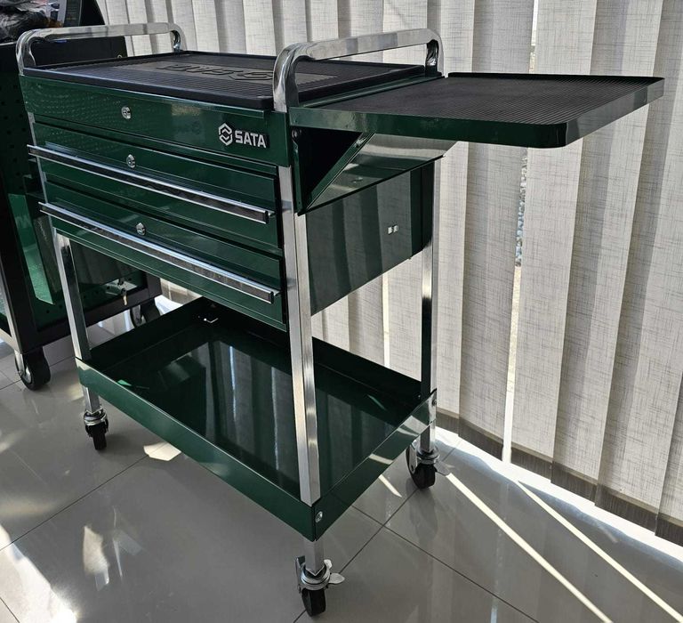 Carrinho de ferramentas 38" SATA